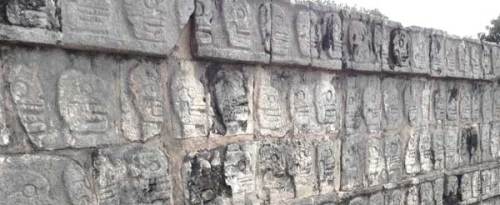 deadHerosChechenItza